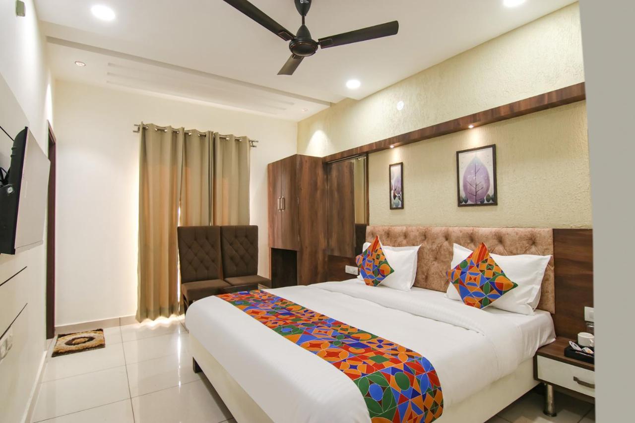 Fabhotel Spring Амритсар Экстерьер фото